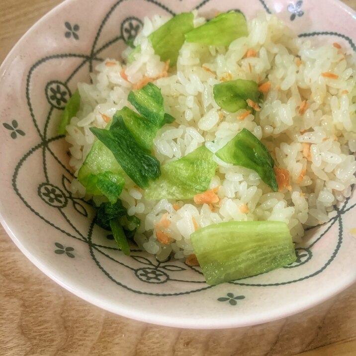 春キャベツを使って⭐️キャベツと鮭のチャーハン